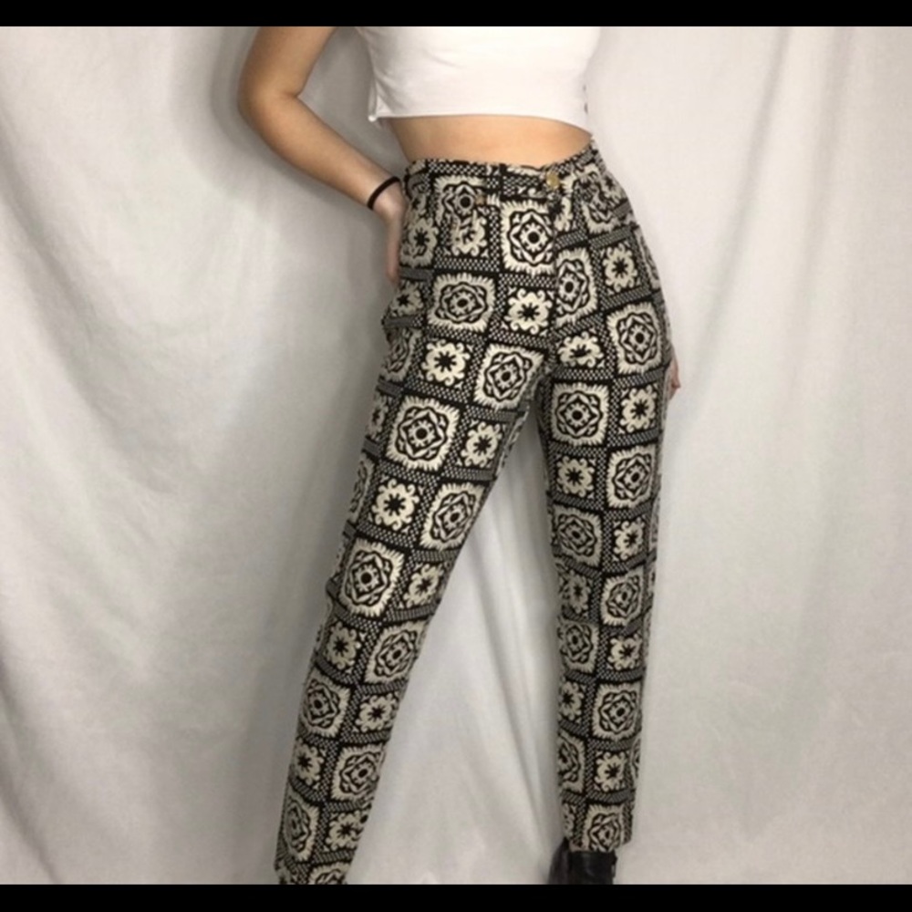 vintage Moschino jeans size 28